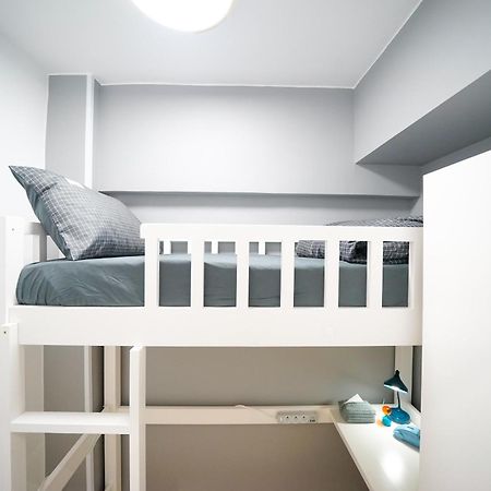 Student Accommodation - 294 Hennessy Road Гонконг Екстер'єр фото