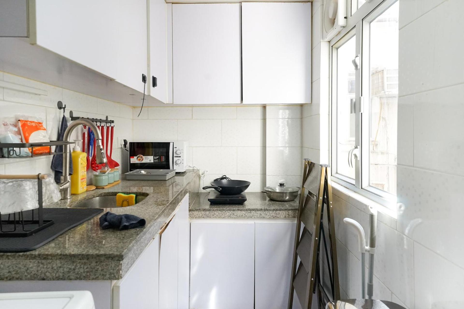 Student Accommodation - 294 Hennessy Road Гонконг Екстер'єр фото